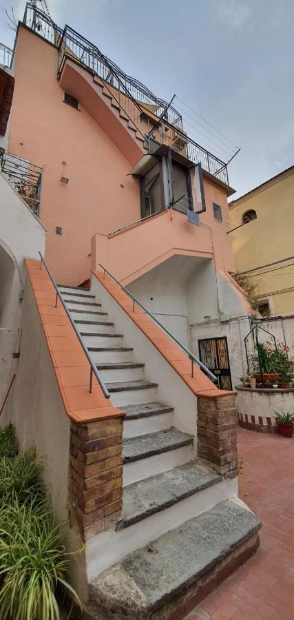 Starview Apartment - Comfy Apt By The Center Vico Equense Exterior photo
