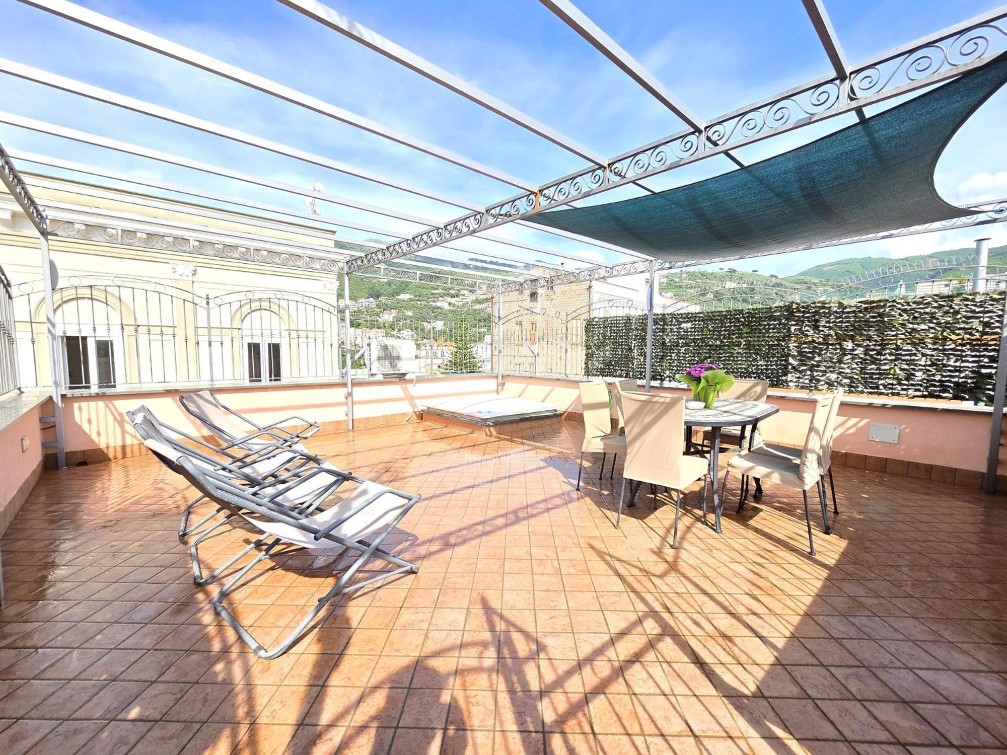 Starview Apartment - Comfy Apt By The Center Vico Equense Exterior photo